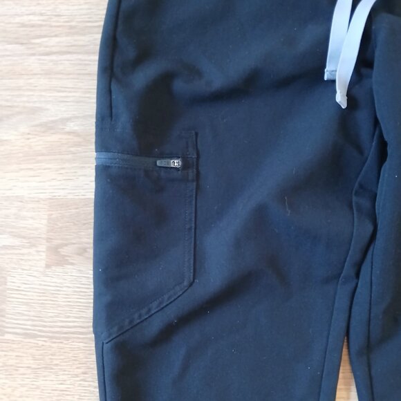 Figs High Waisted Zamora Jogger Scrub Pants Black Size Medium - Picture 4 of 9